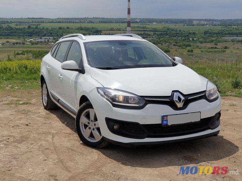 2014' Renault Megane photo #2