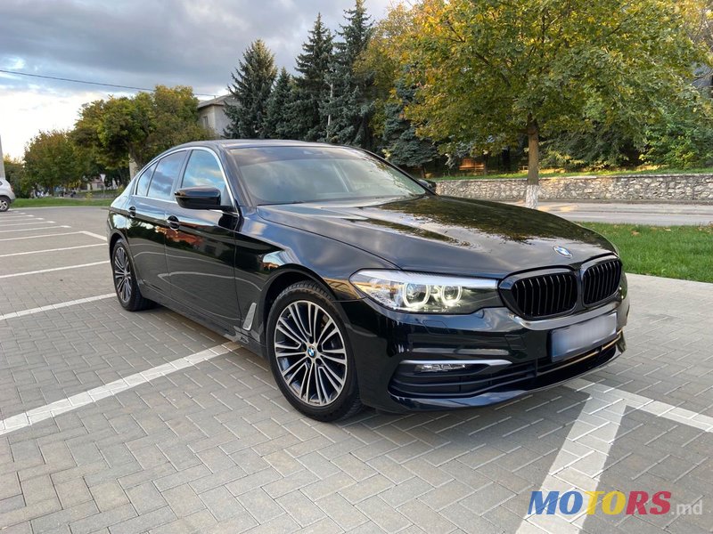 2018' BMW 5 Series photo #1