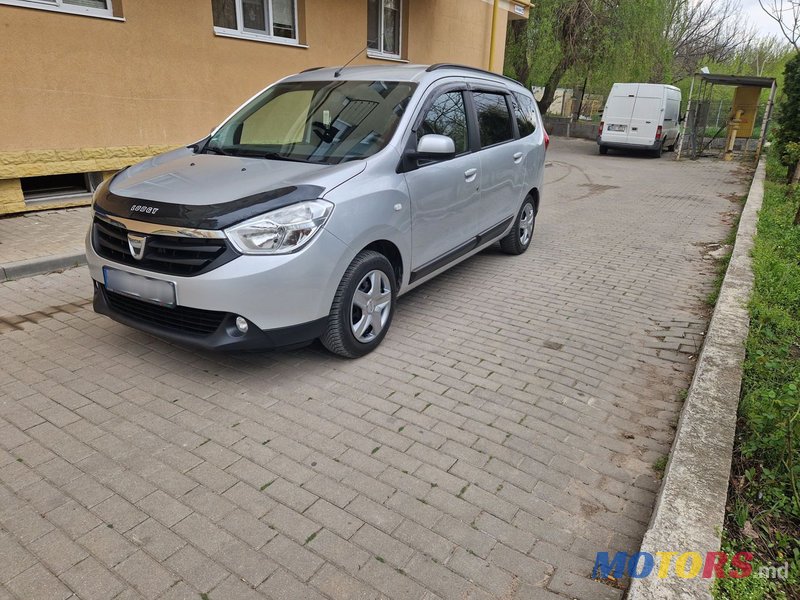 2015' Dacia Lodgy photo #2