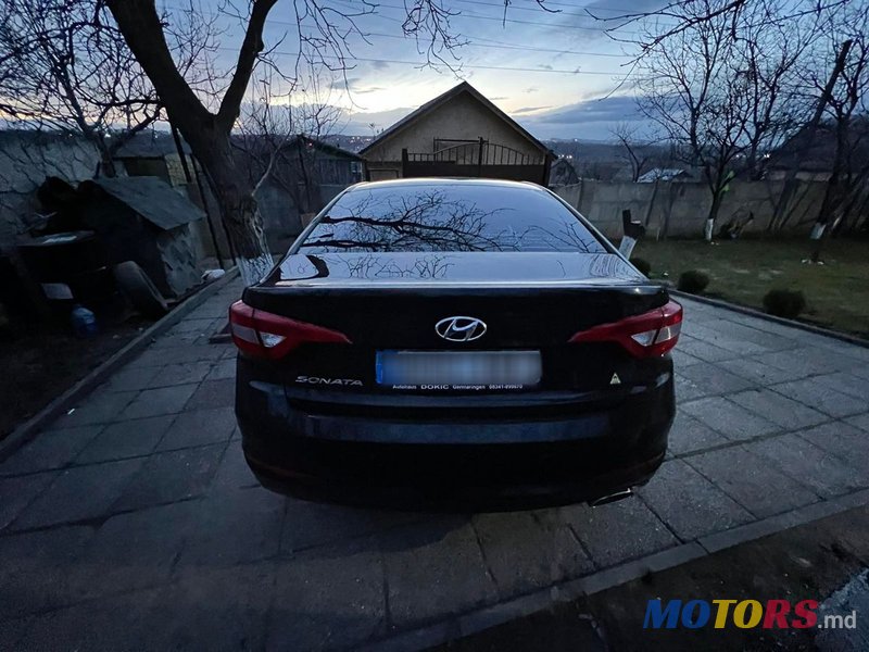 2014' Hyundai Sonata photo #2