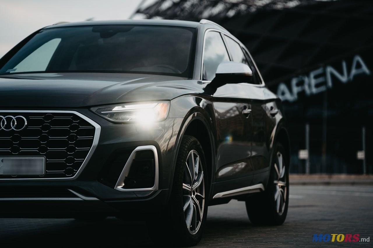 2022' Audi SQ5 photo #4