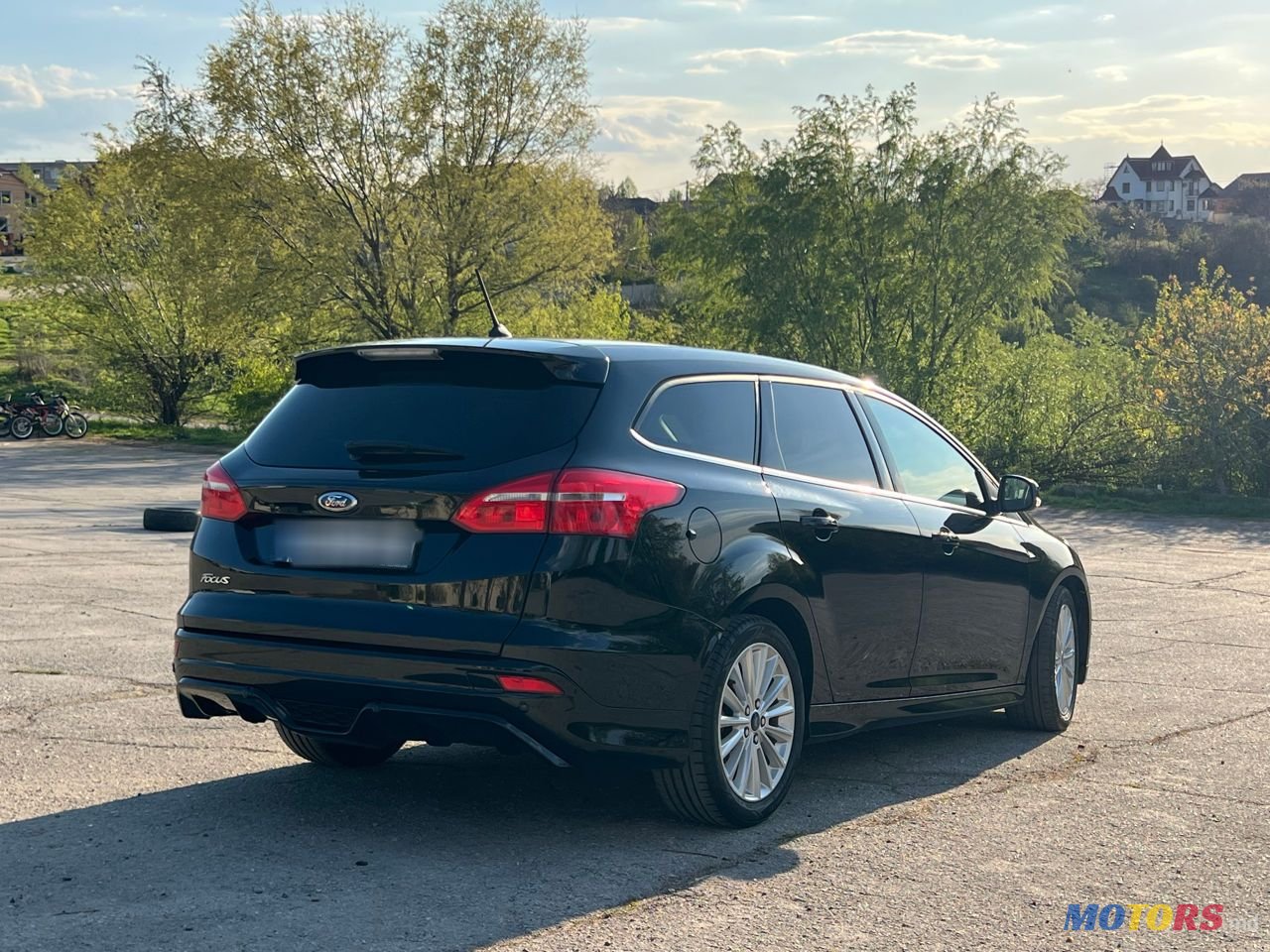 2017' Ford Focus photo #4