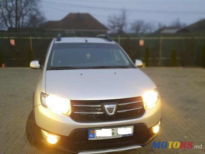 2014' Dacia Sandero Stepway photo #3