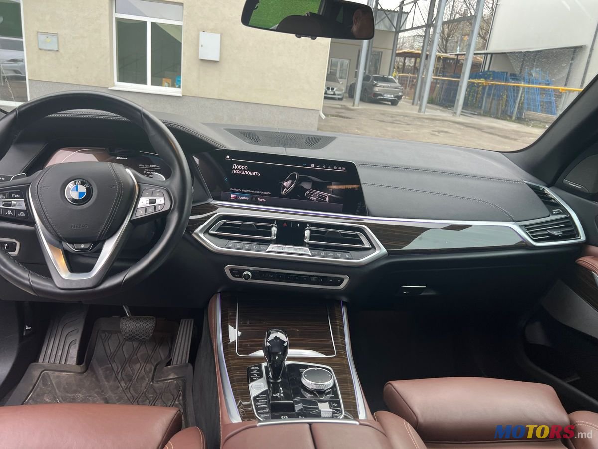 2020' BMW X5 photo #3