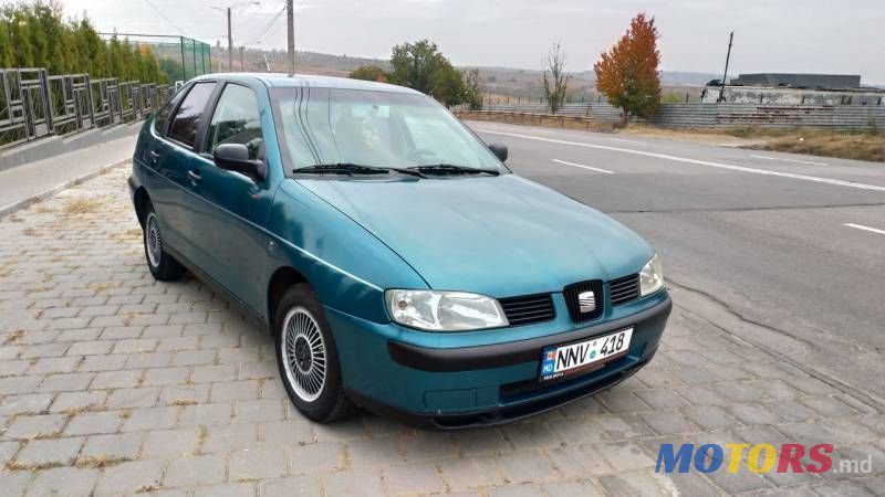 2001' SEAT Cordoba photo #4
