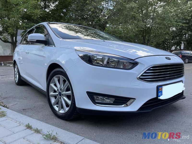 2016' Ford Focus photo #3