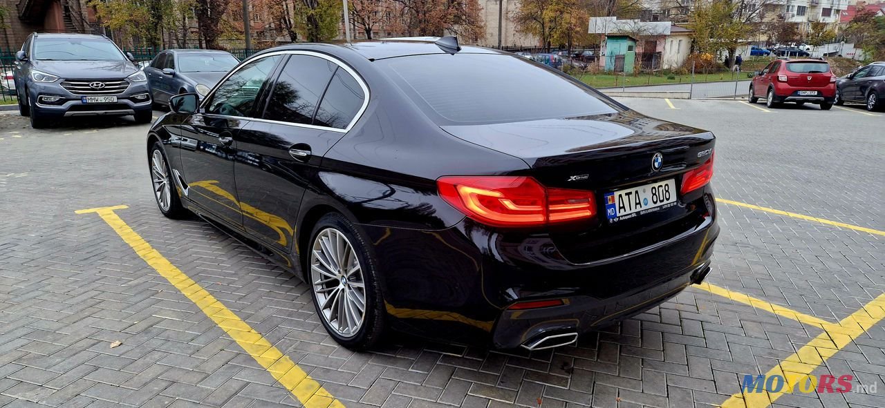 2017' BMW 5 Series photo #2