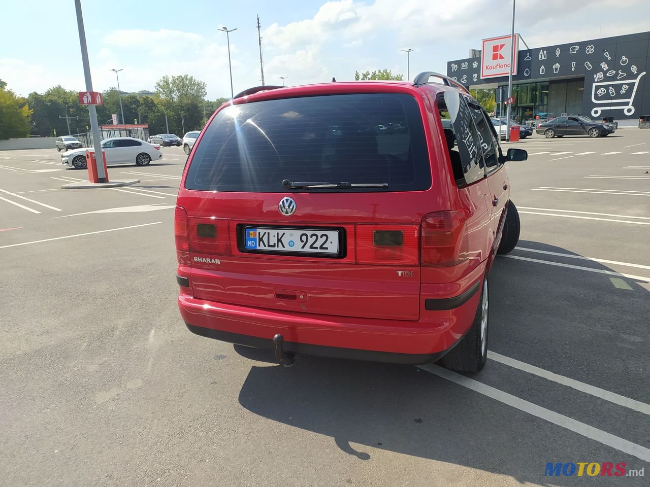 2002' Volkswagen Sharan photo #4