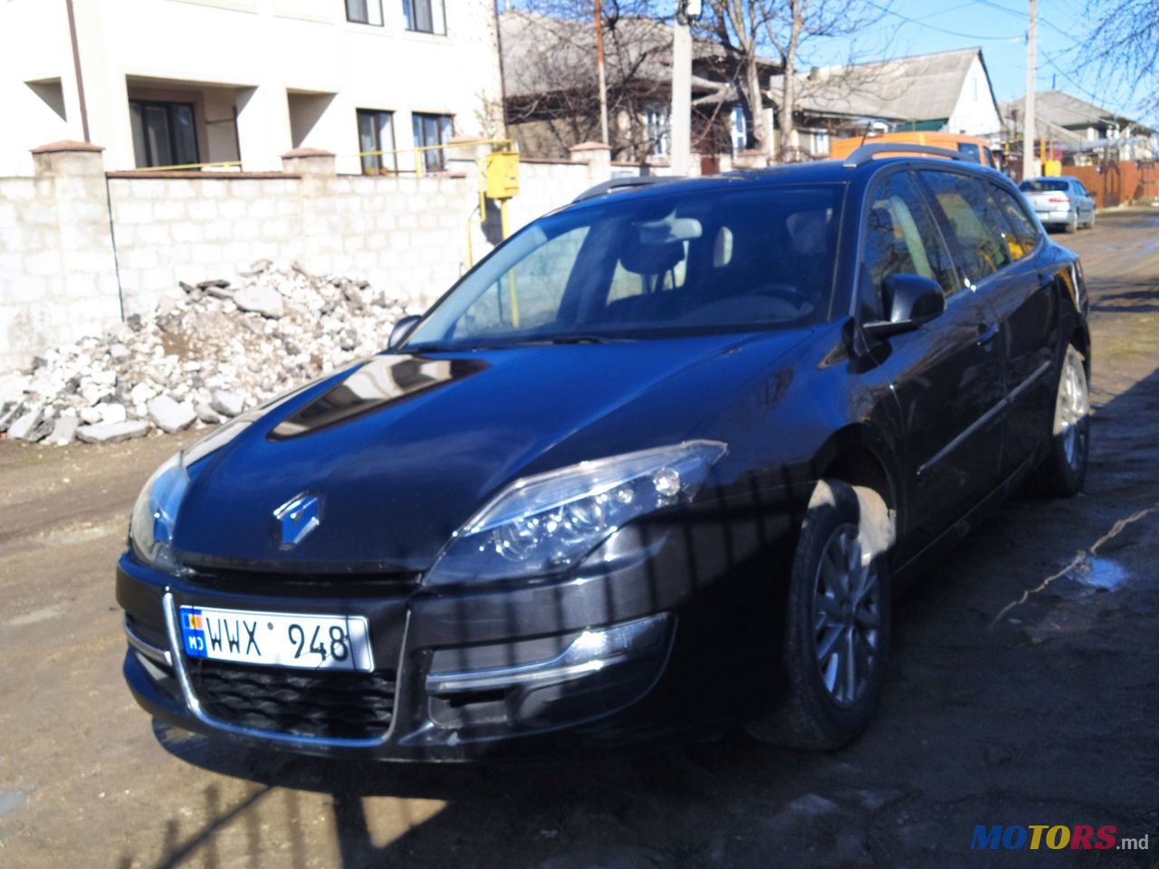 2015' Renault Laguna photo #1