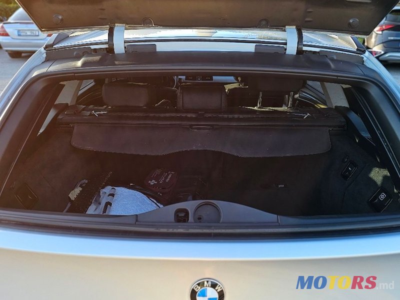 2009' BMW 5 Series photo #5
