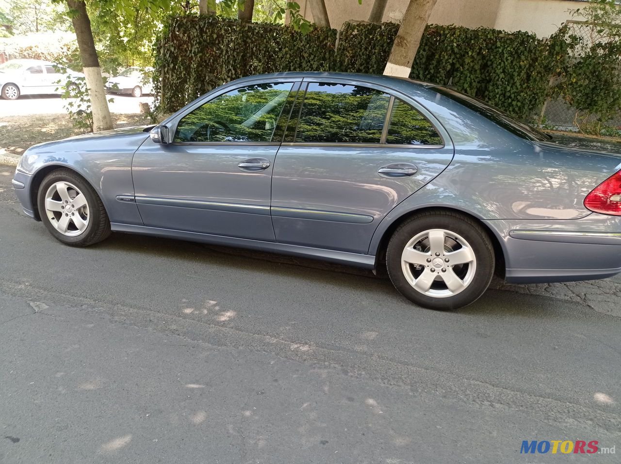 2004' Mercedes-Benz E Класс photo #4