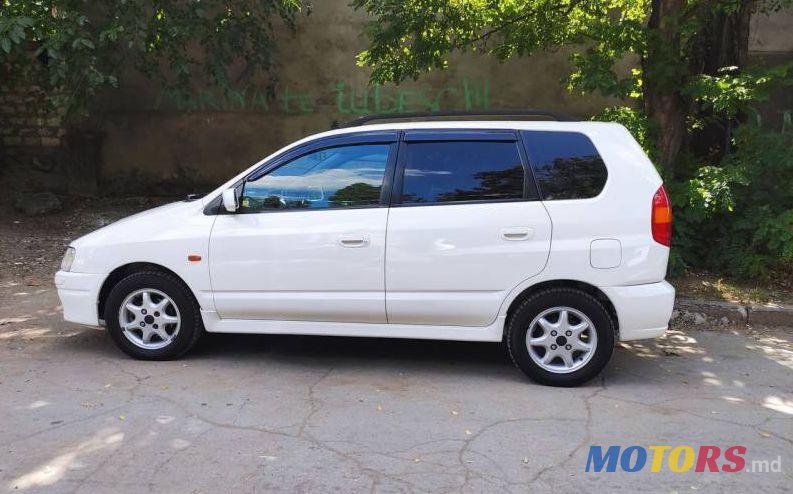 1999' Mitsubishi Space Star photo #1