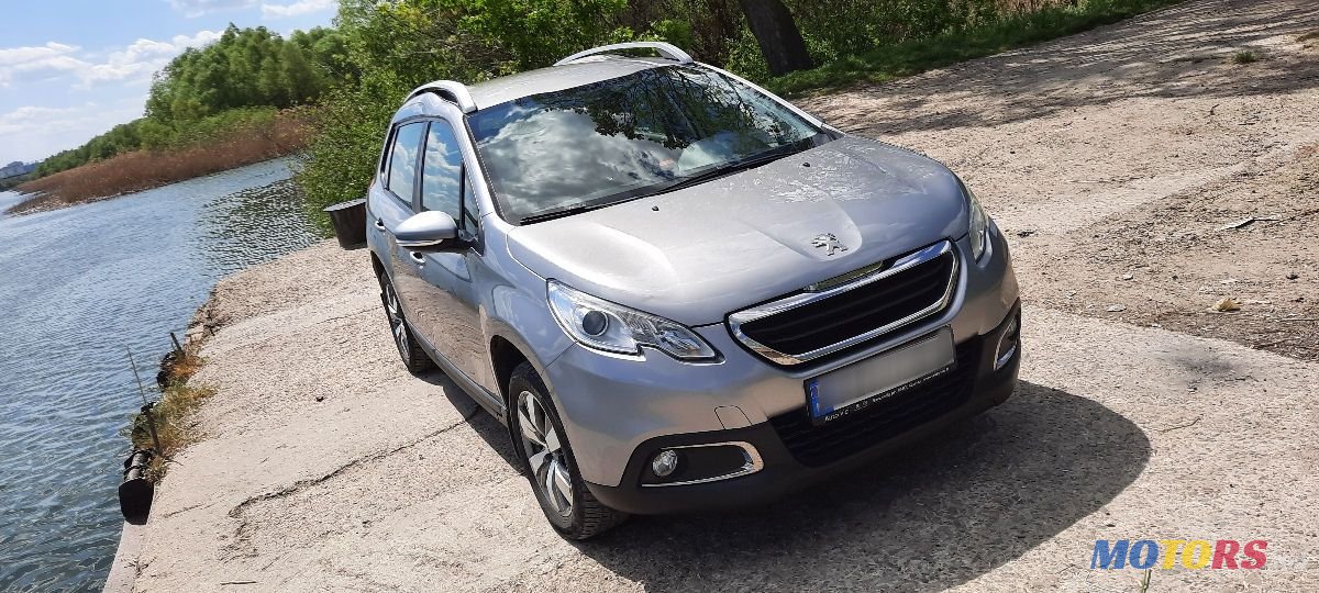 2015' Peugeot 2008 photo #2