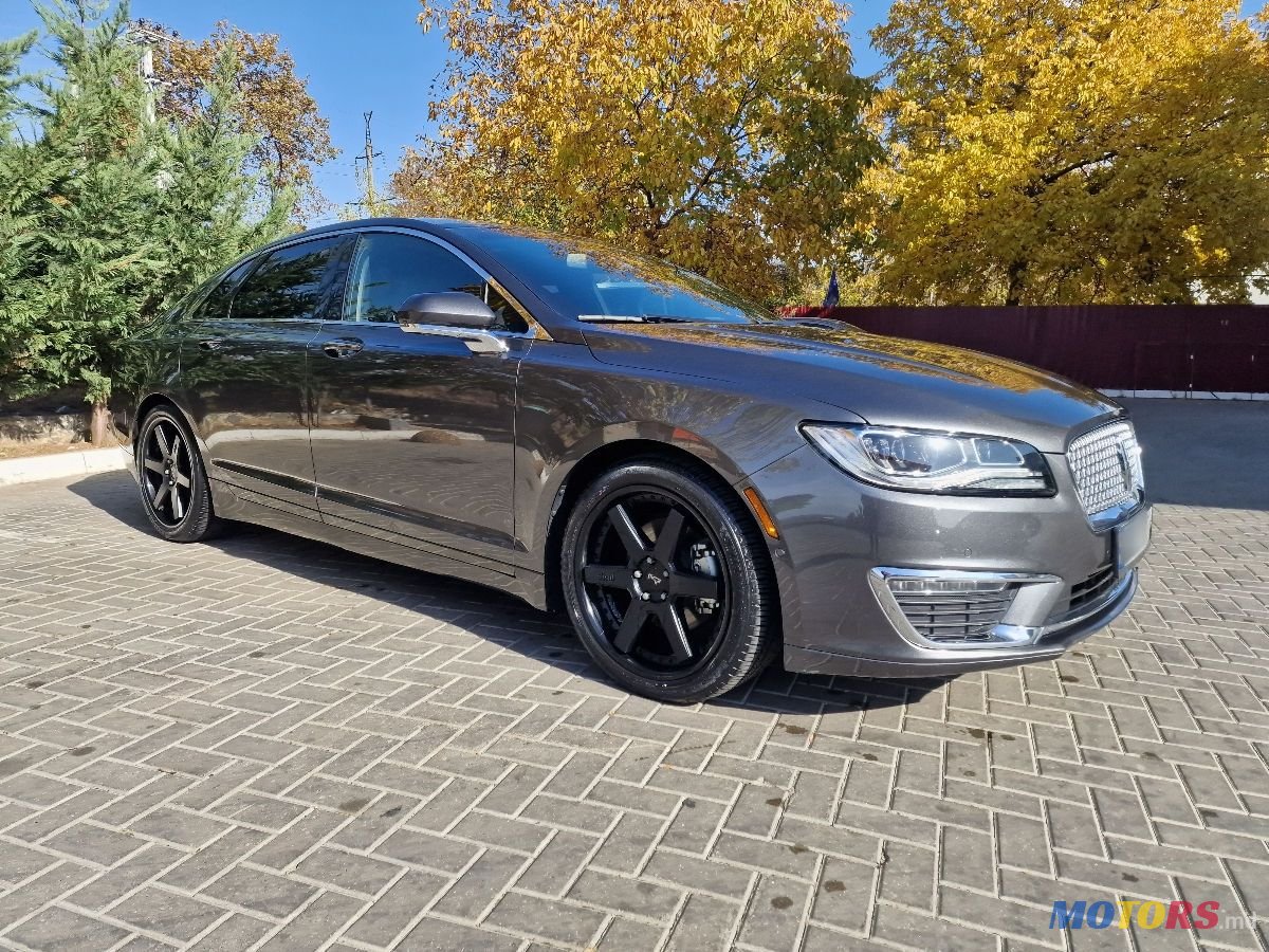 2019' Lincoln MKZ photo #5