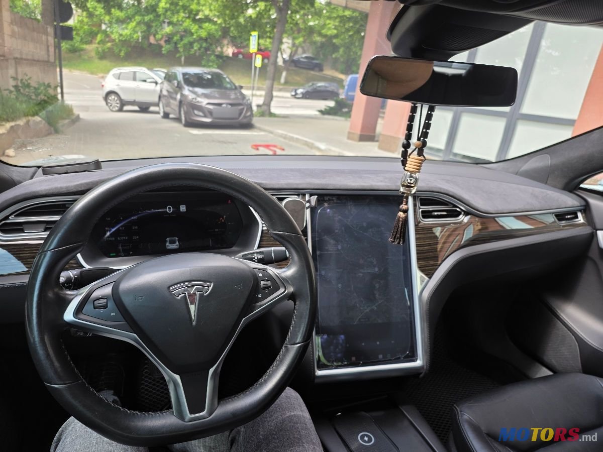 2016' Tesla Model S photo #6