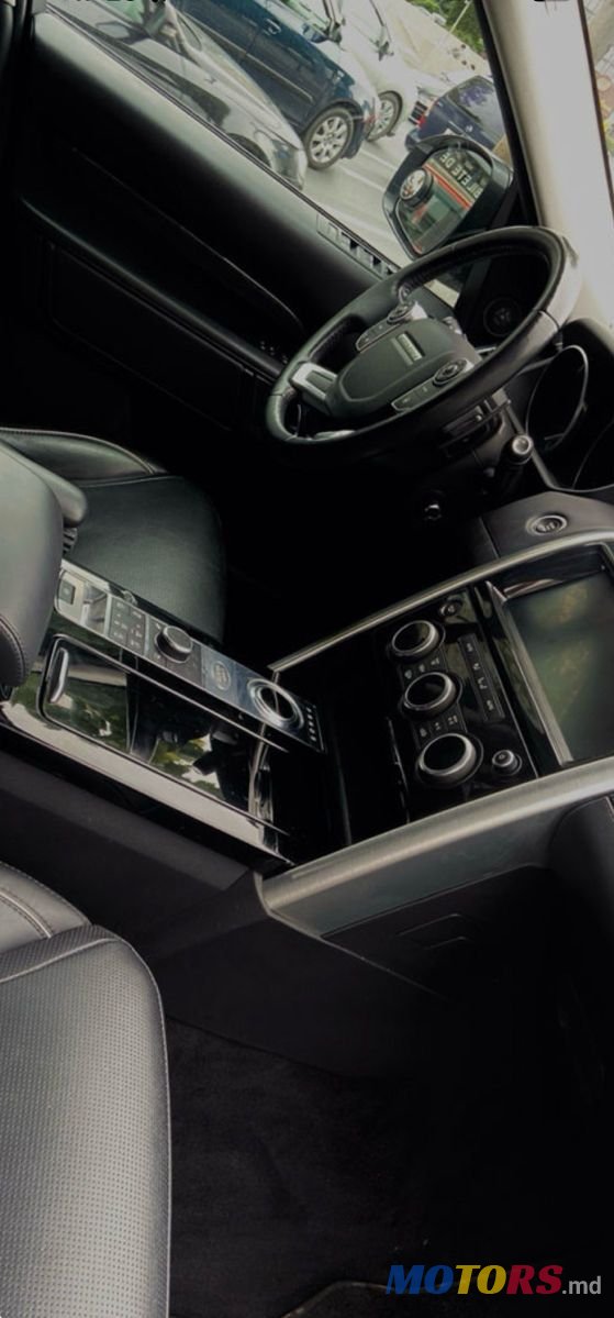 2017' Land Rover Discovery photo #6