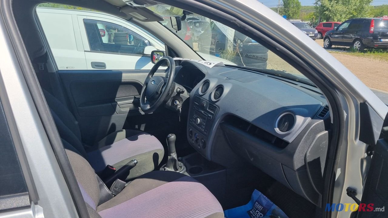 2010' Ford Fusion photo #5