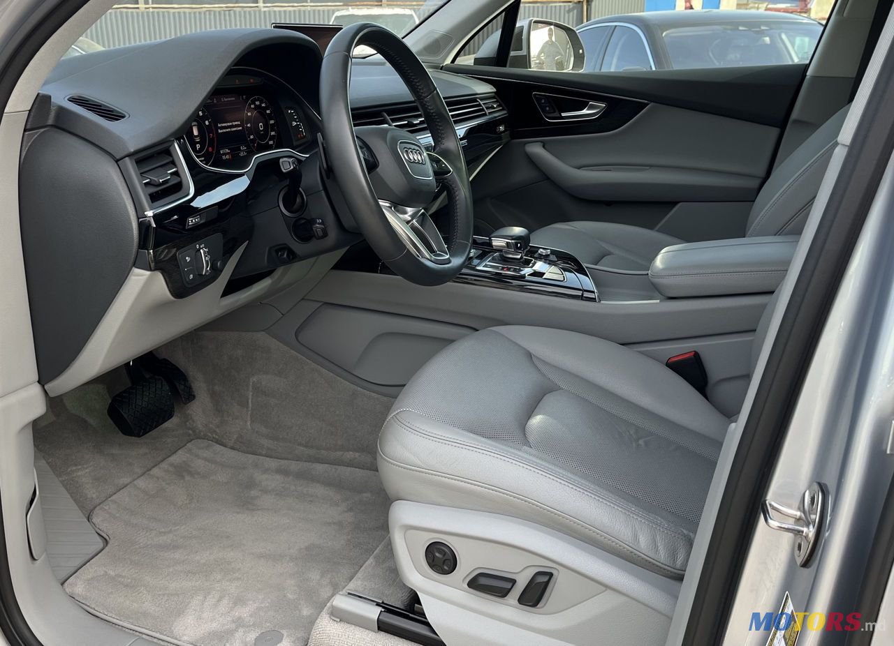 2018' Audi Q7 photo #3