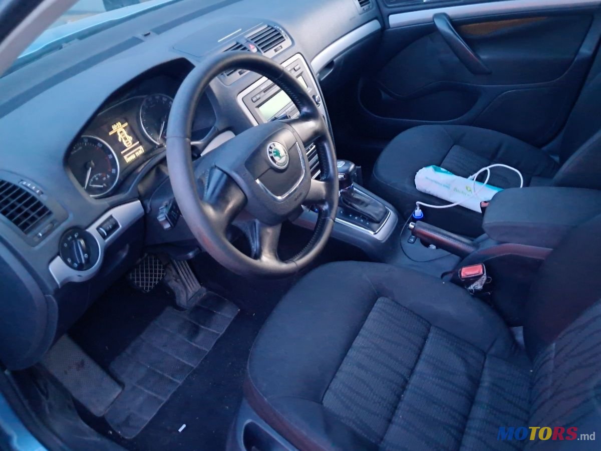 2009' Skoda Octavia photo #1