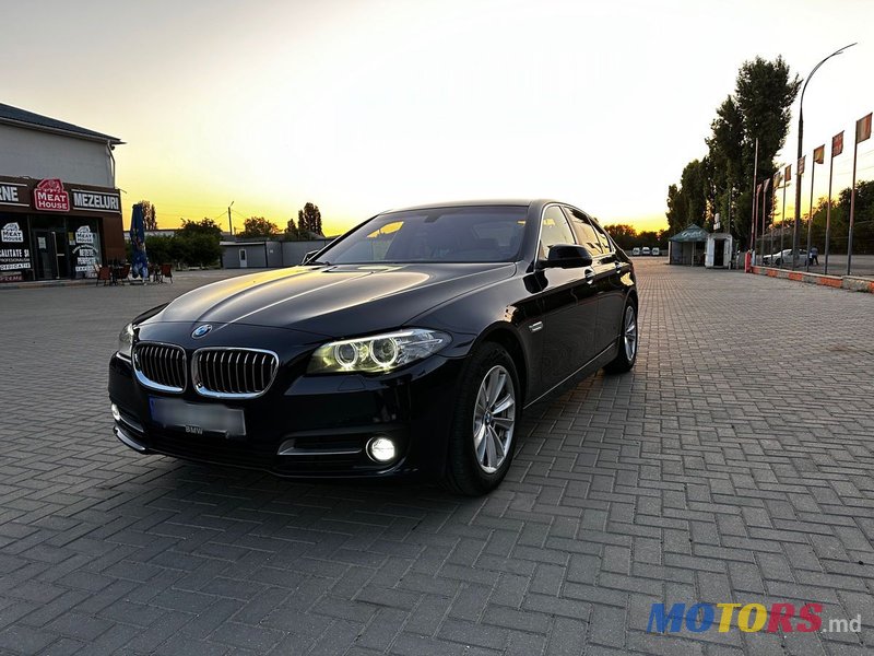 2016' BMW 5 Series photo #3