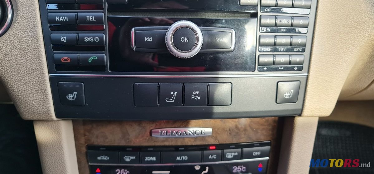 2010' Mercedes-Benz E Класс photo #4