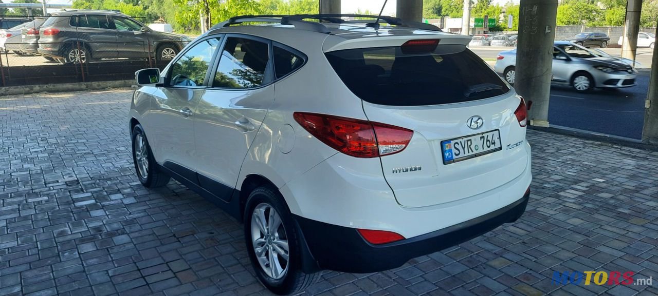 2013' Hyundai Tucson photo #5