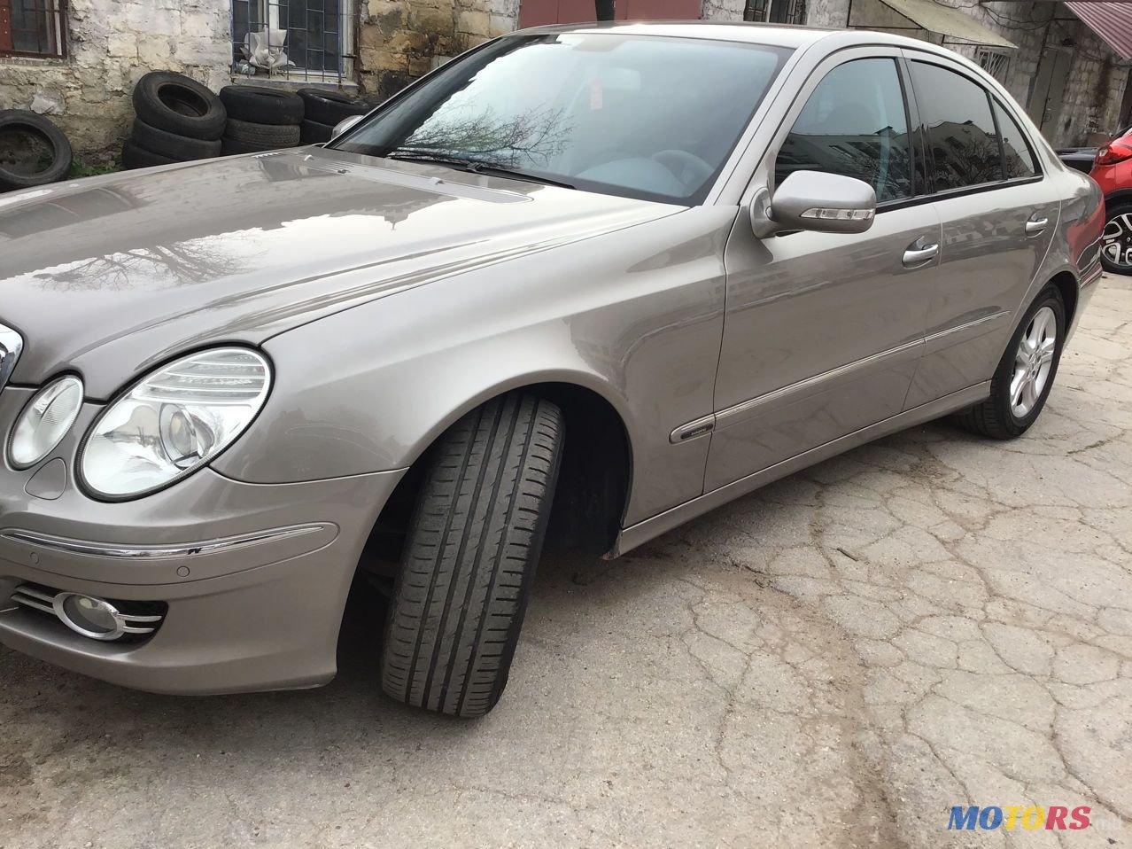 2006' Mercedes-Benz E-Class photo #2