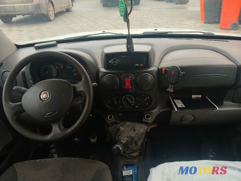 2009' Fiat Doblo photo #5
