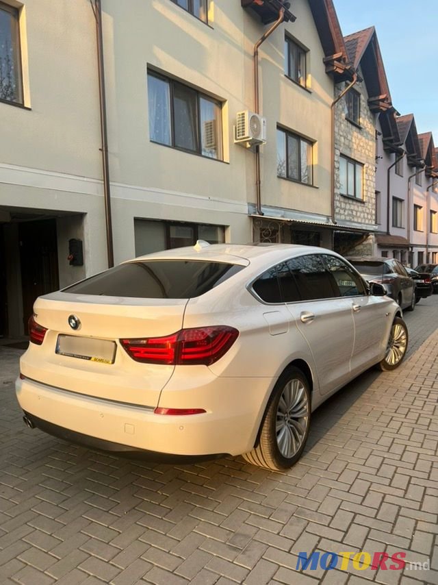 2016' BMW 5 Series GT photo #1