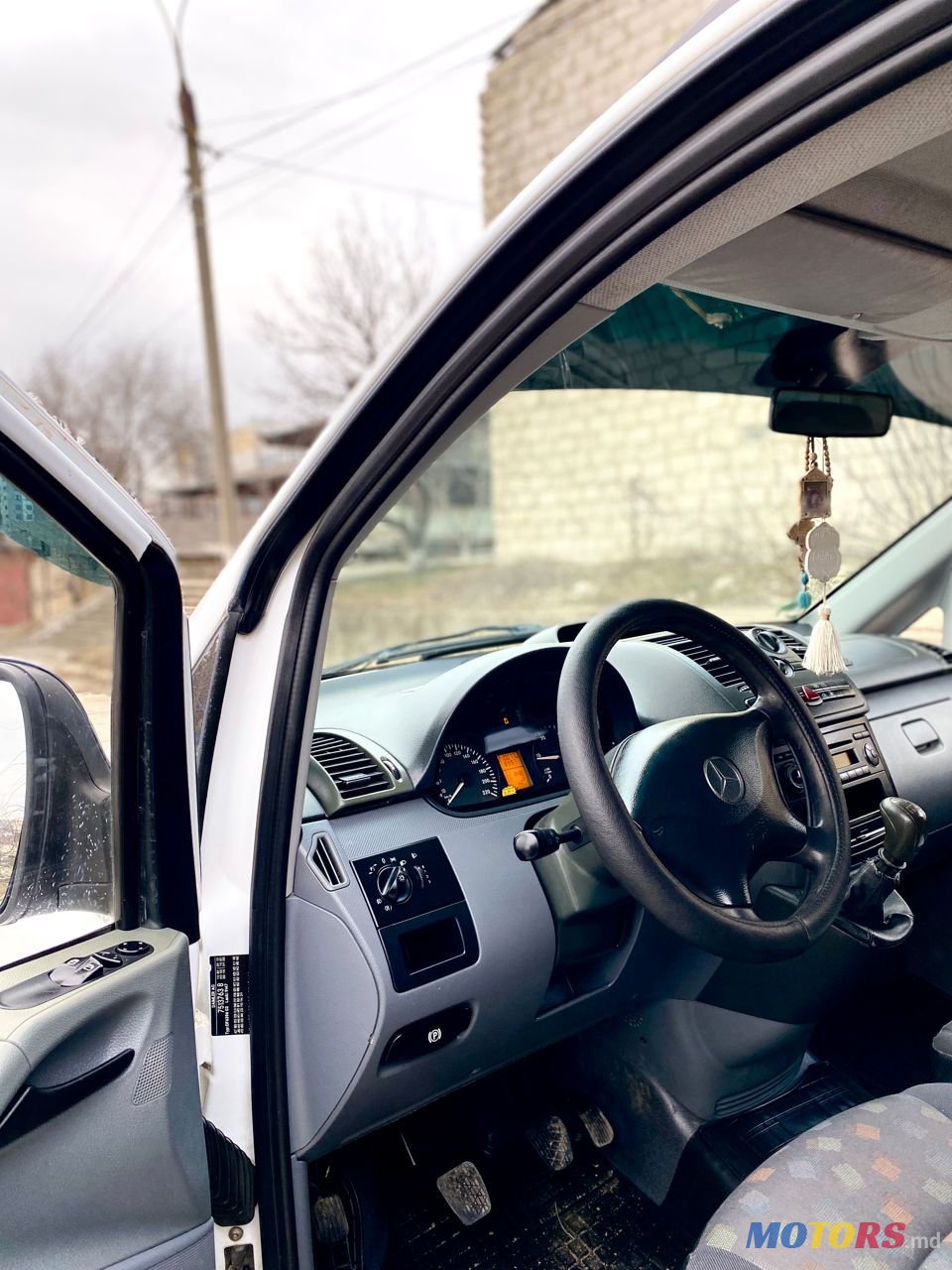 2010' Mercedes-Benz Vito photo #5