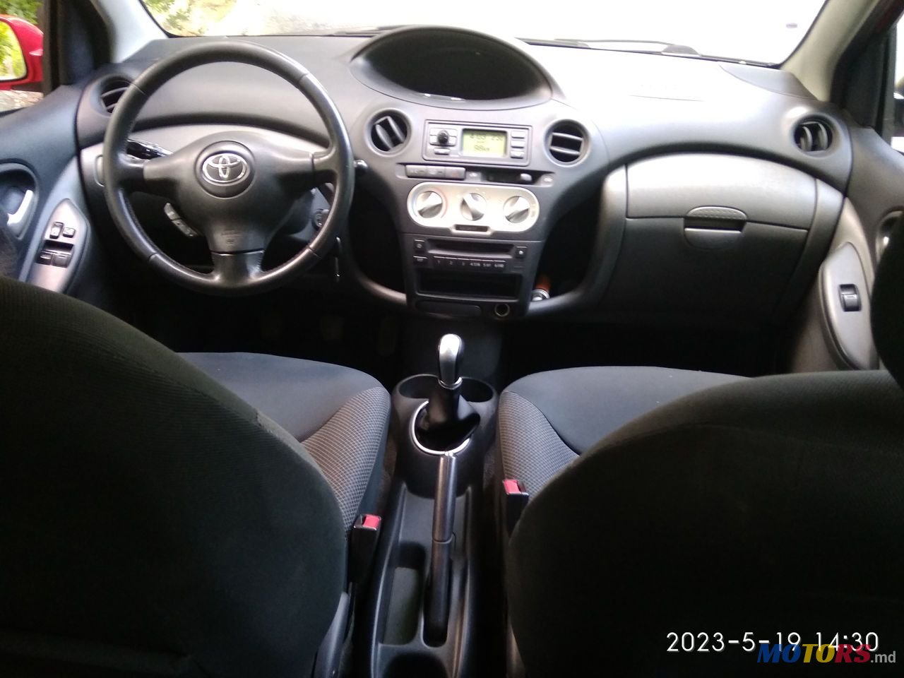 2005' Toyota Yaris photo #3