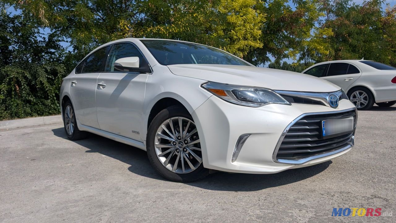 2017' Toyota Avalon photo #2
