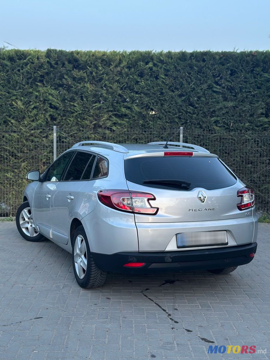 2015' Renault Megane photo #3
