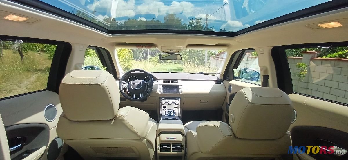 2016' Land Rover Range Rover Evoque photo #2