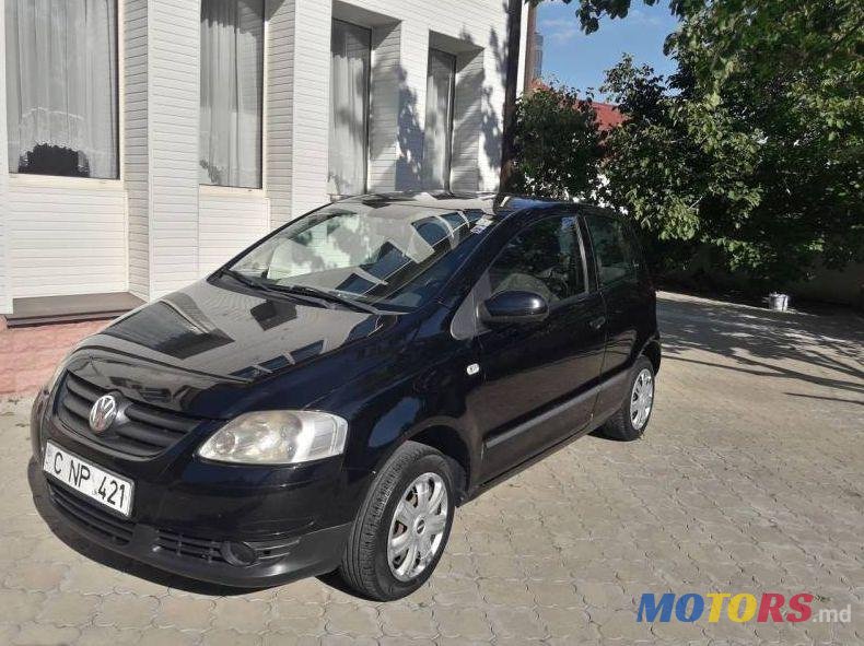 2006' Volkswagen Fox photo #4