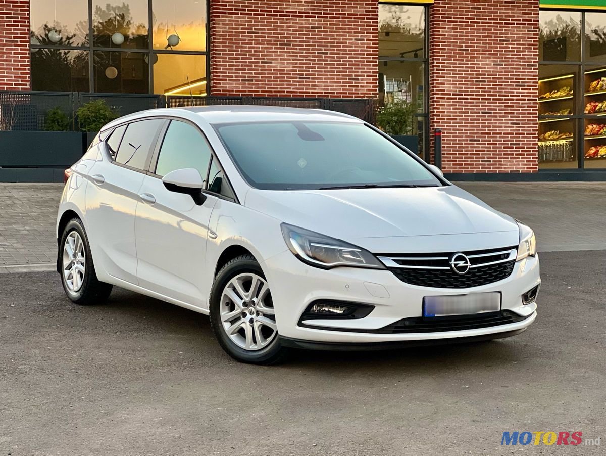 2016' Opel Astra photo #1