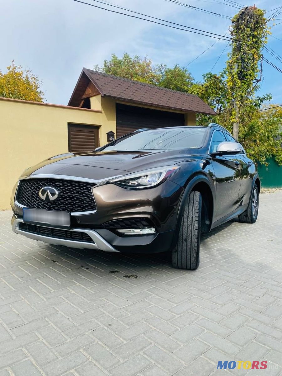 2016' Infiniti QX30 photo #1