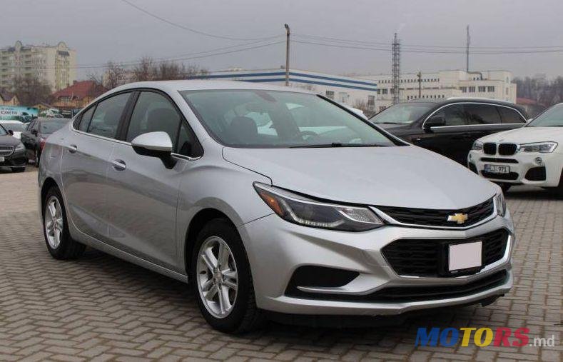 2017' Chevrolet Cruze photo #2