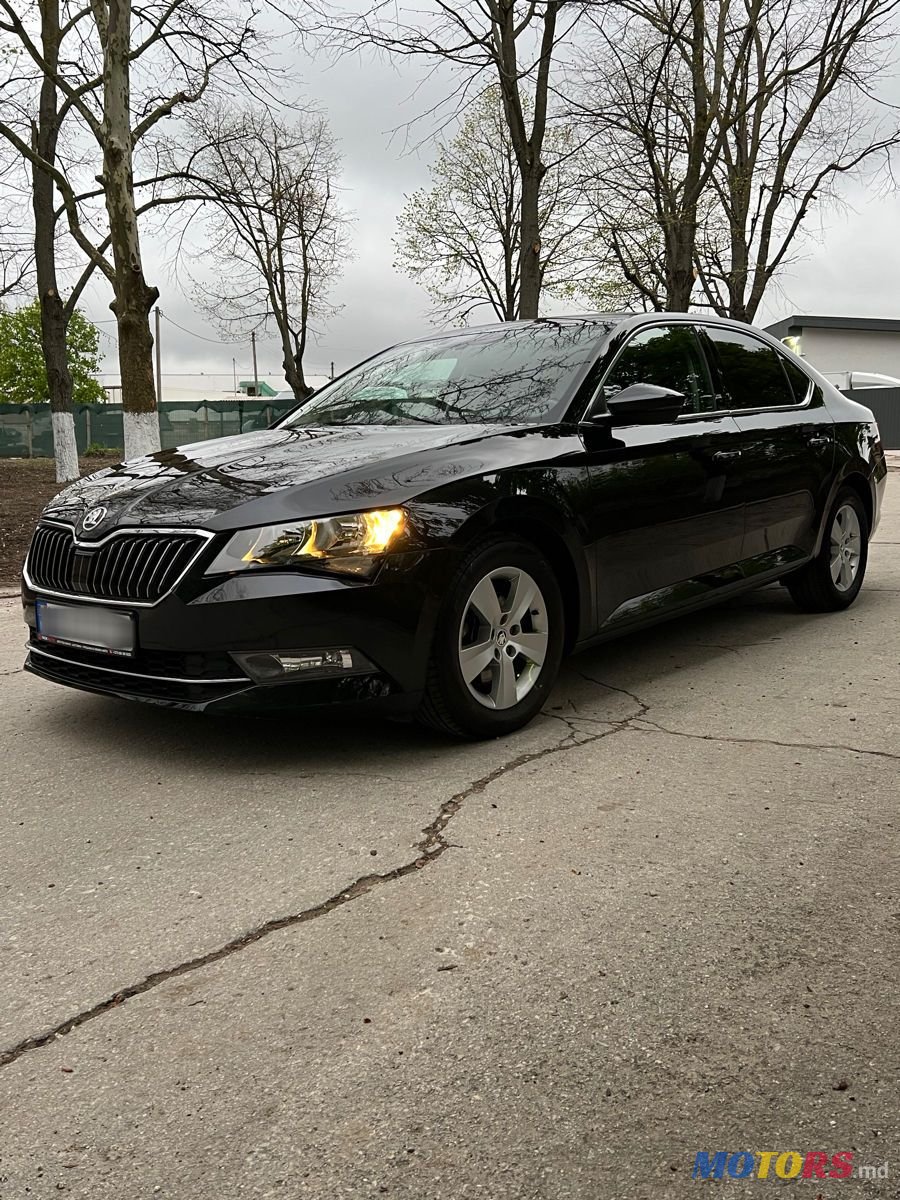2019' Skoda Superb photo #6