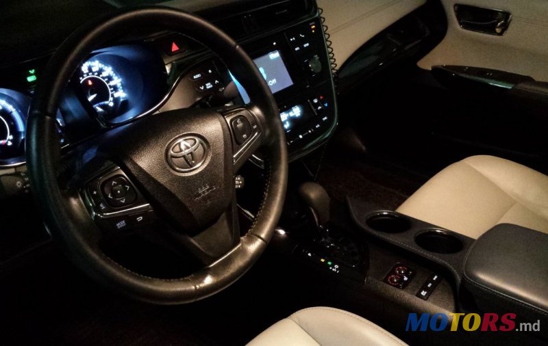 2014' Toyota Avalon photo #4