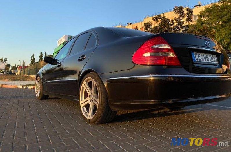 2006' Mercedes-Benz E photo #2