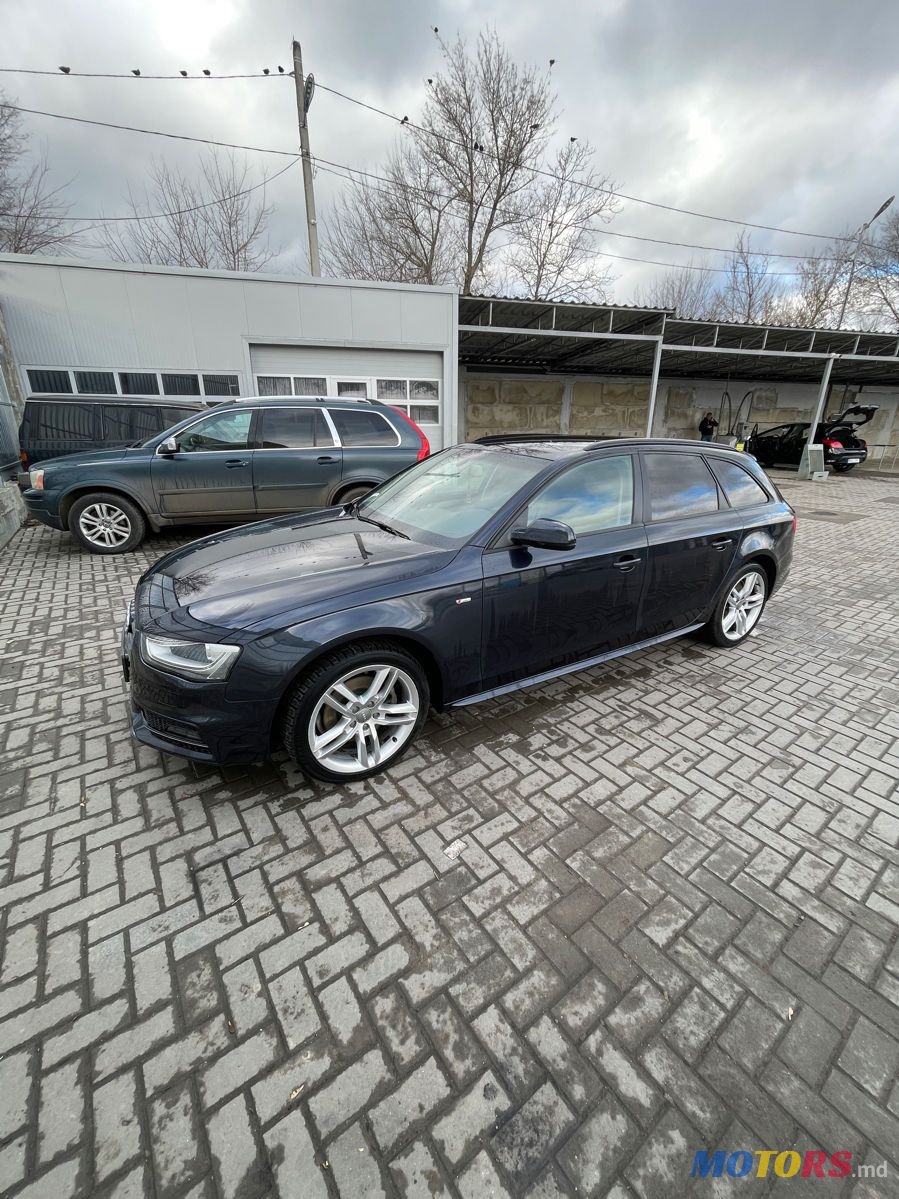 2013' Audi A4 photo #2