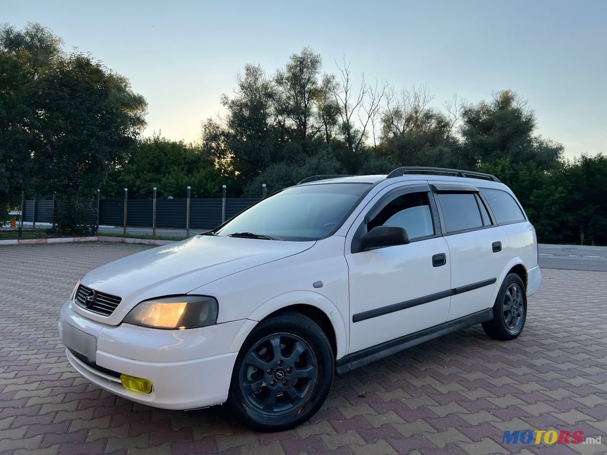 2005' Opel Astra photo #3