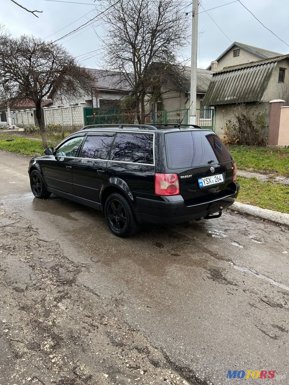 2005' Volkswagen Passat photo #4