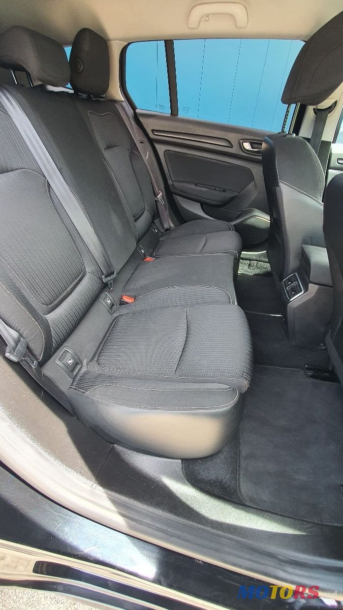 2020' Renault Megane photo #5