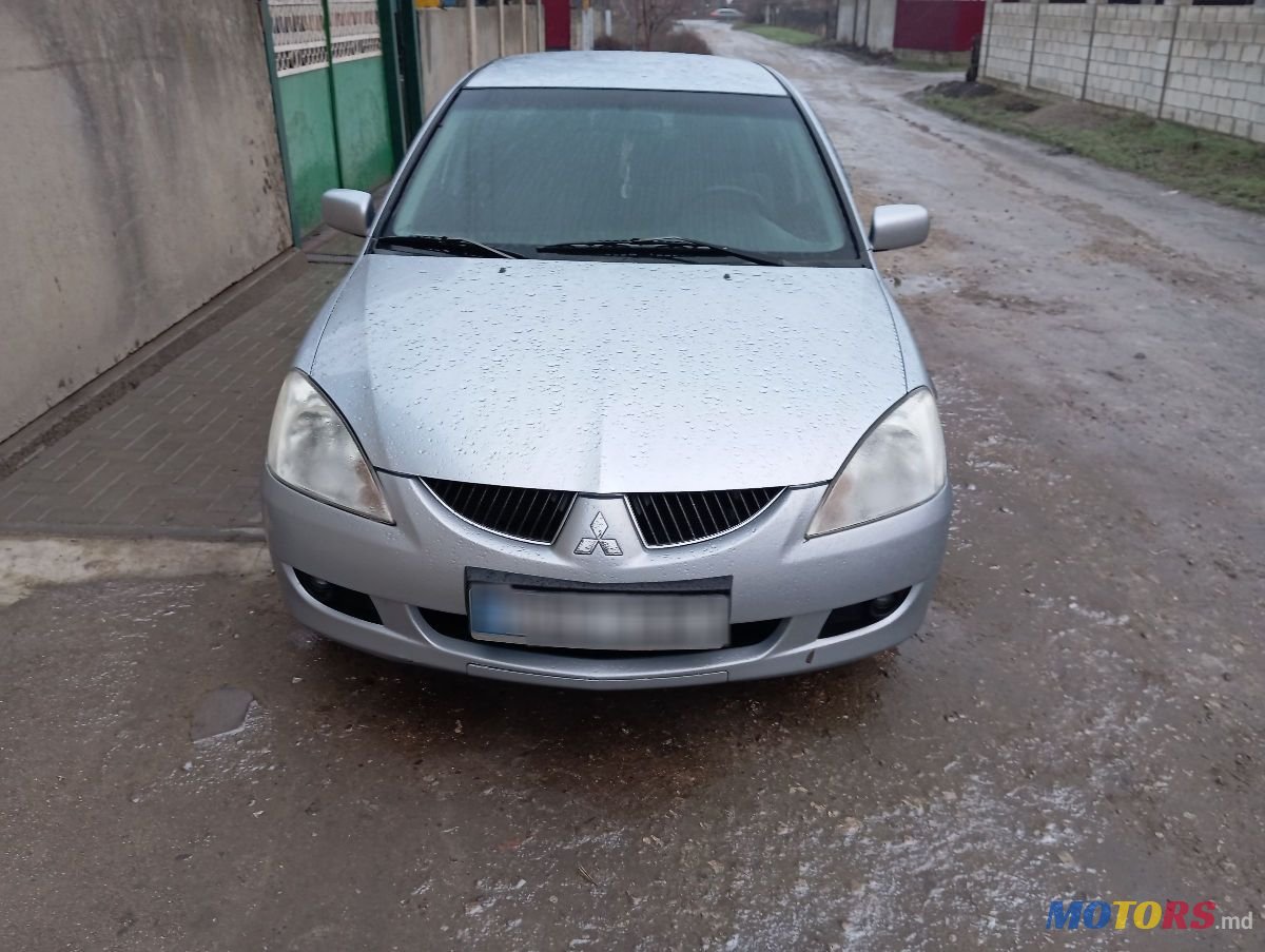 2005' Mitsubishi Lancer photo #6