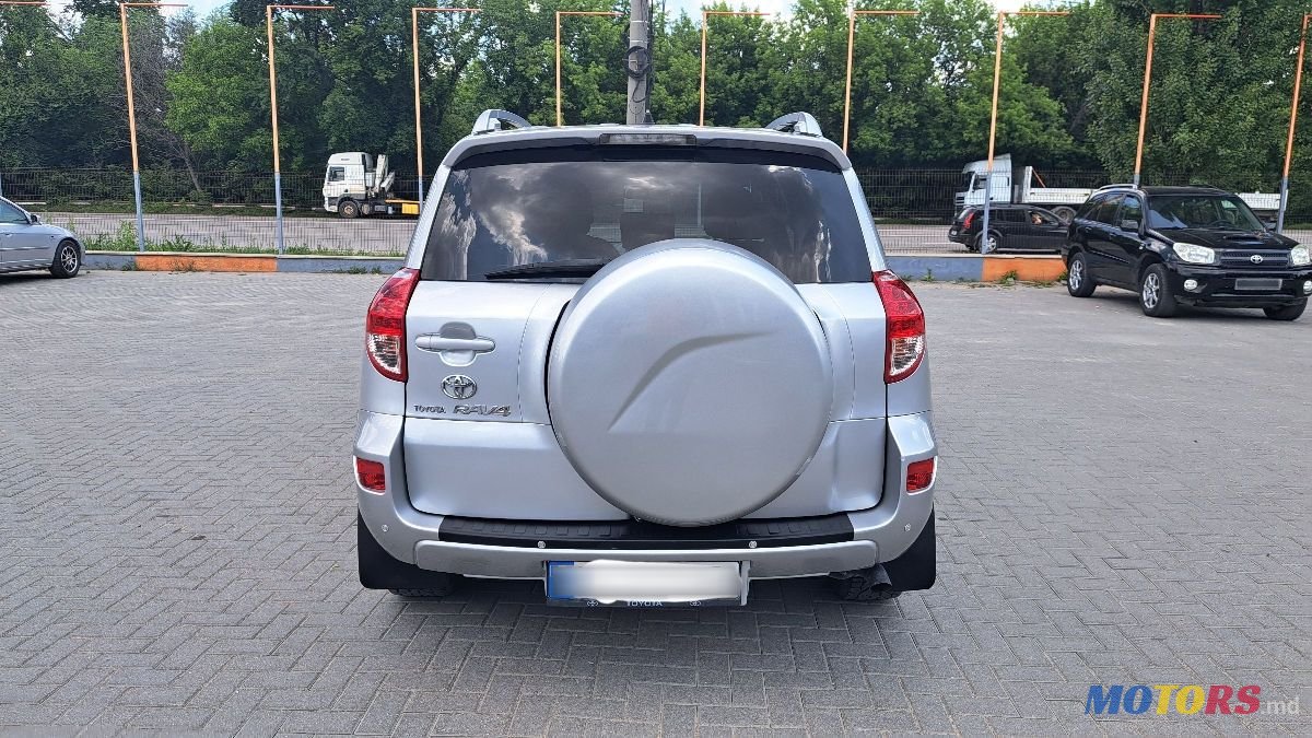 2006' Toyota RAV4 photo #5