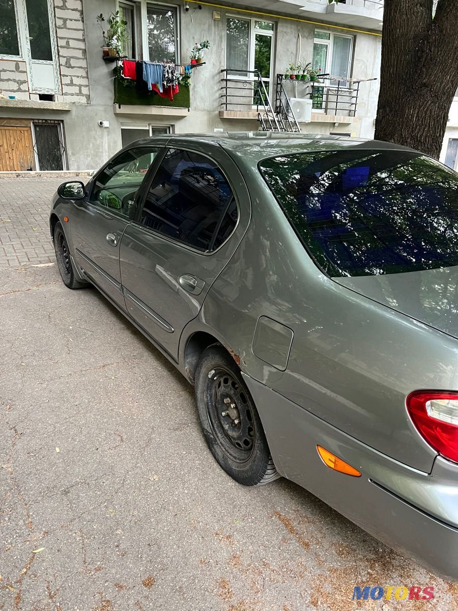 2002' Nissan Maxima photo #2