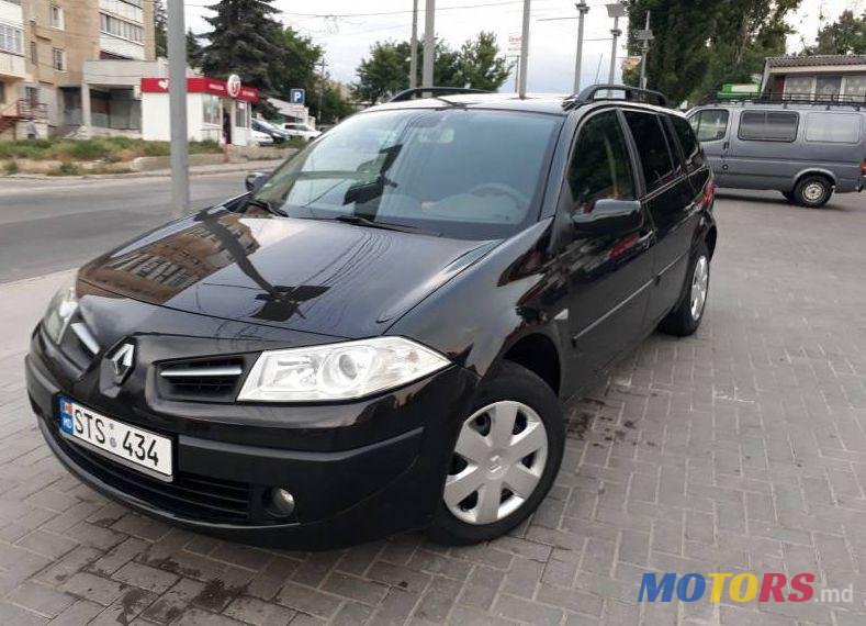 2008' Renault Megane photo #1