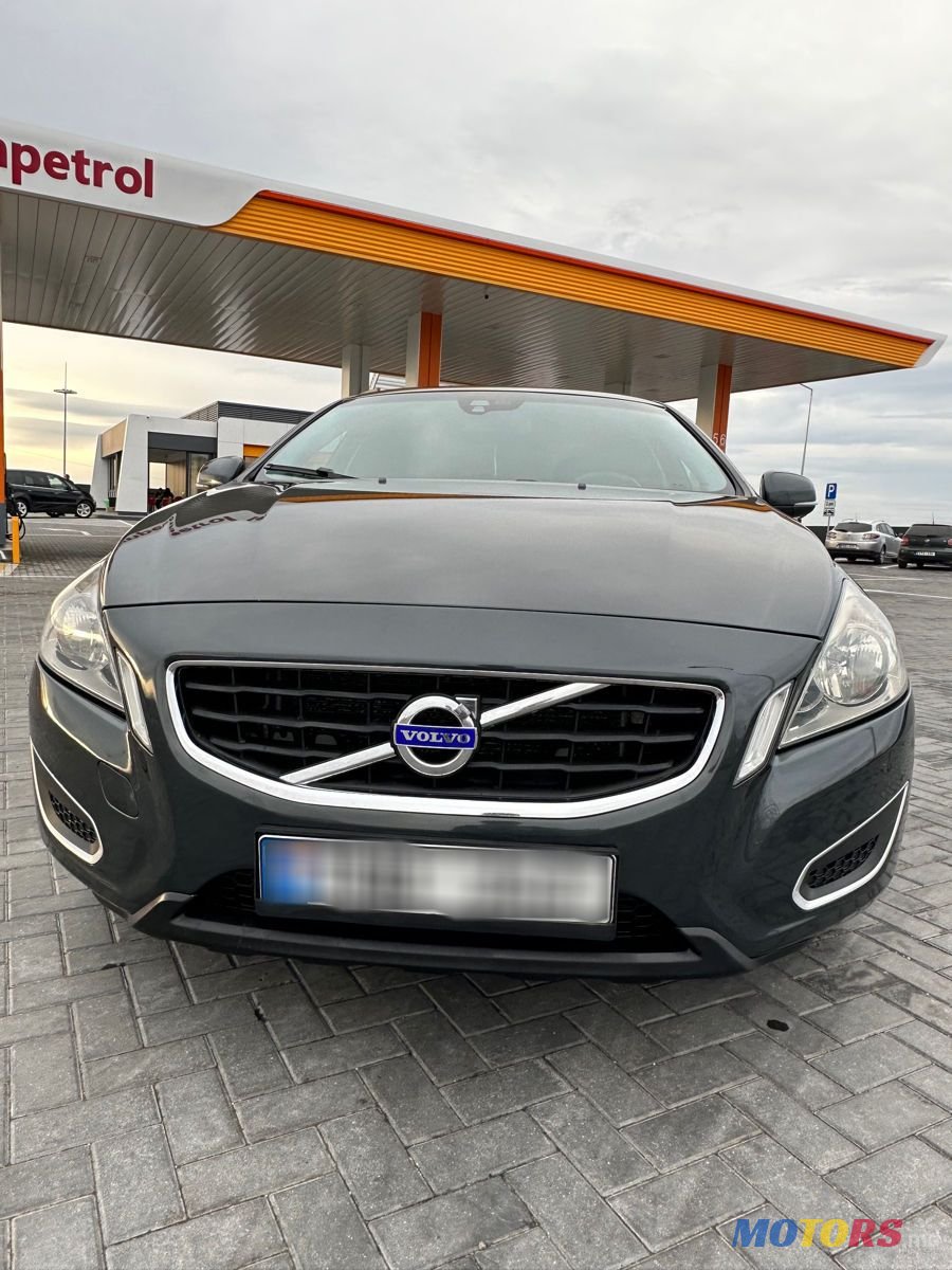 2010' Volvo S60 photo #2